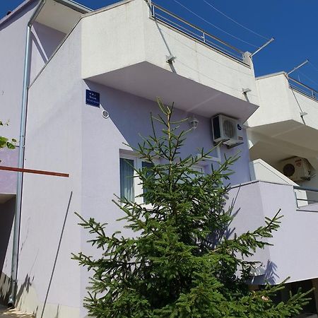 Apartments Sea Star Ivana Marina Bagian luar foto