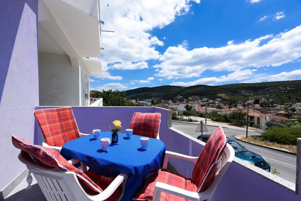 Apartments Sea Star Ivana Marina Bagian luar foto